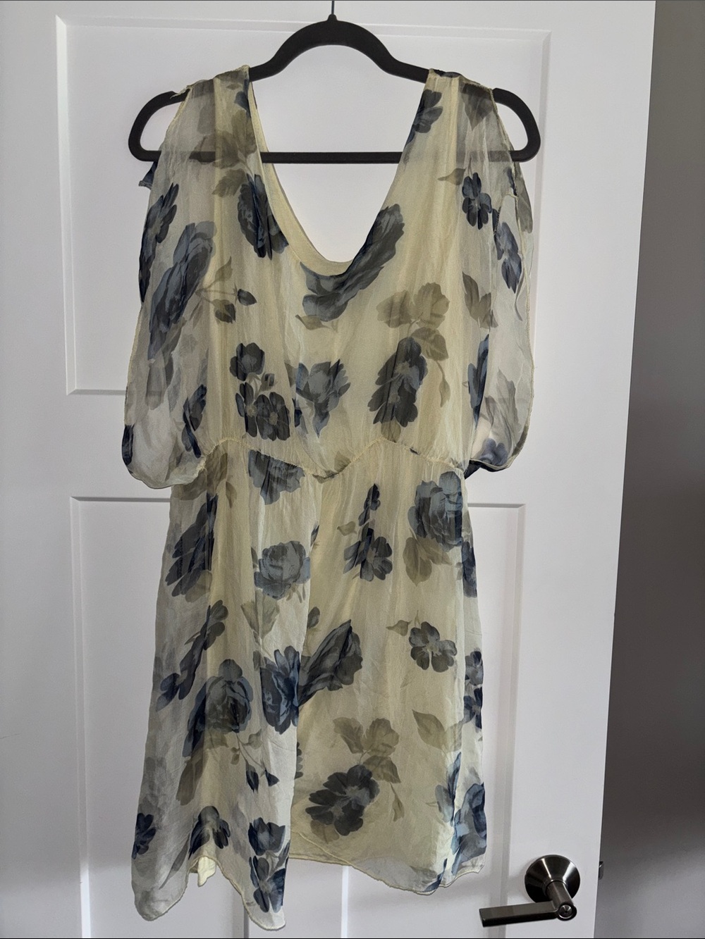 One size fits all LooseFloral V-Neck Dress in Pale Yellow with Blue Flowers